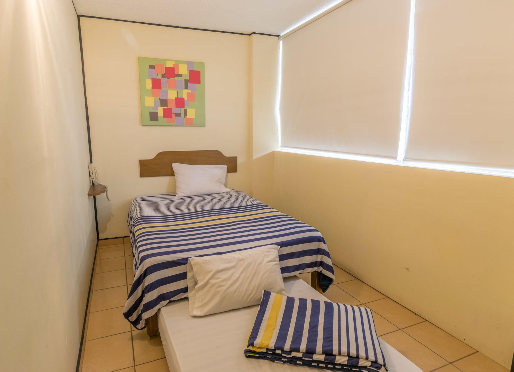 Hotel Mateos 1215 Leon Luaran gambar